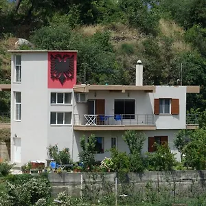  Villa Eagle House Albanië
