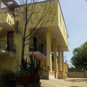 Casa Di Carlo Pensión